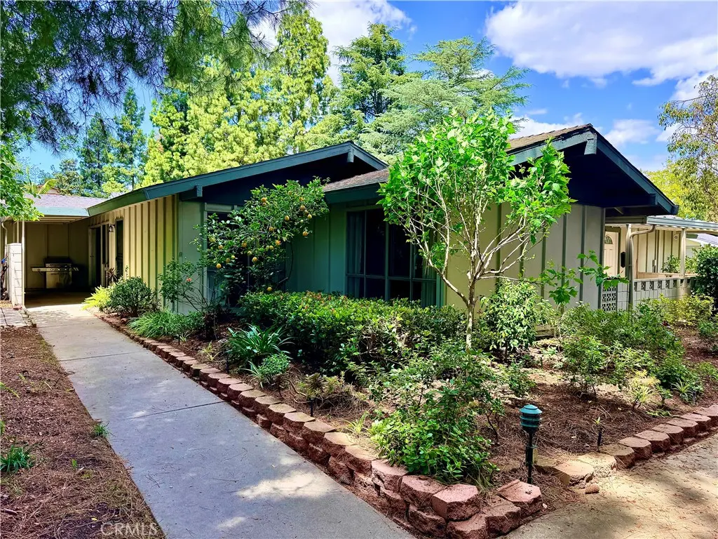 Stock Cooperative for sale at 459 Avenida Sevilla B, Laguna Woods, CA featuring 2 beds and 2 baths