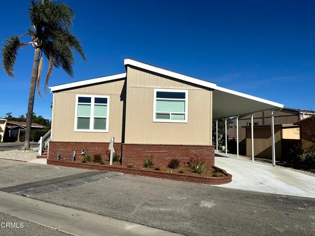 Manufactured In Park for sale at 1585 Cherry Avenue 100, Oxnard, CA featuring 3 beds and 2 baths