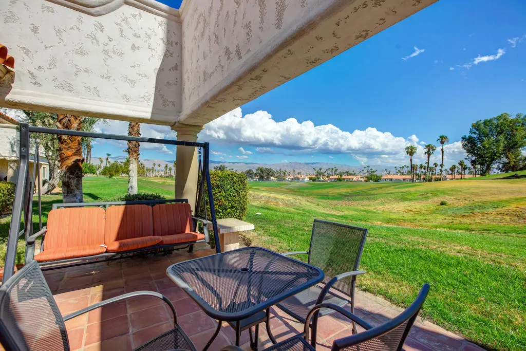 Residential Lease for rent at 709 Vista Lago Circle N, Palm Desert, Riverside County, CA featuring 2 beds and 2 baths