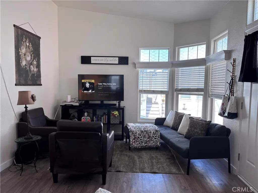 8250 Lankershim Boulevard ELM 3, North Hollywood, CA — listing photo 1