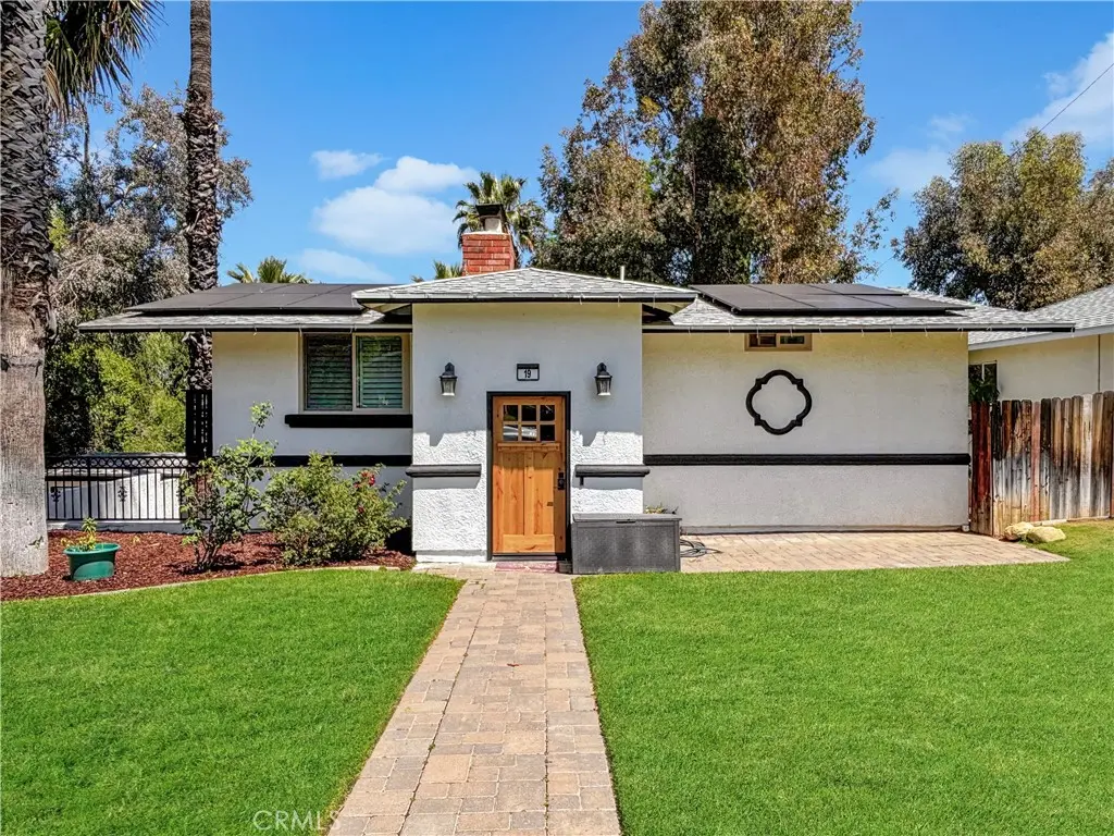 19 Sherril, Redlands, CA — listing photo 1