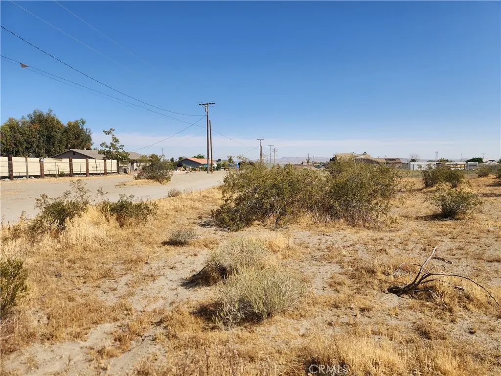 2 Horizon Court, Phelan, CA — listing photo 1