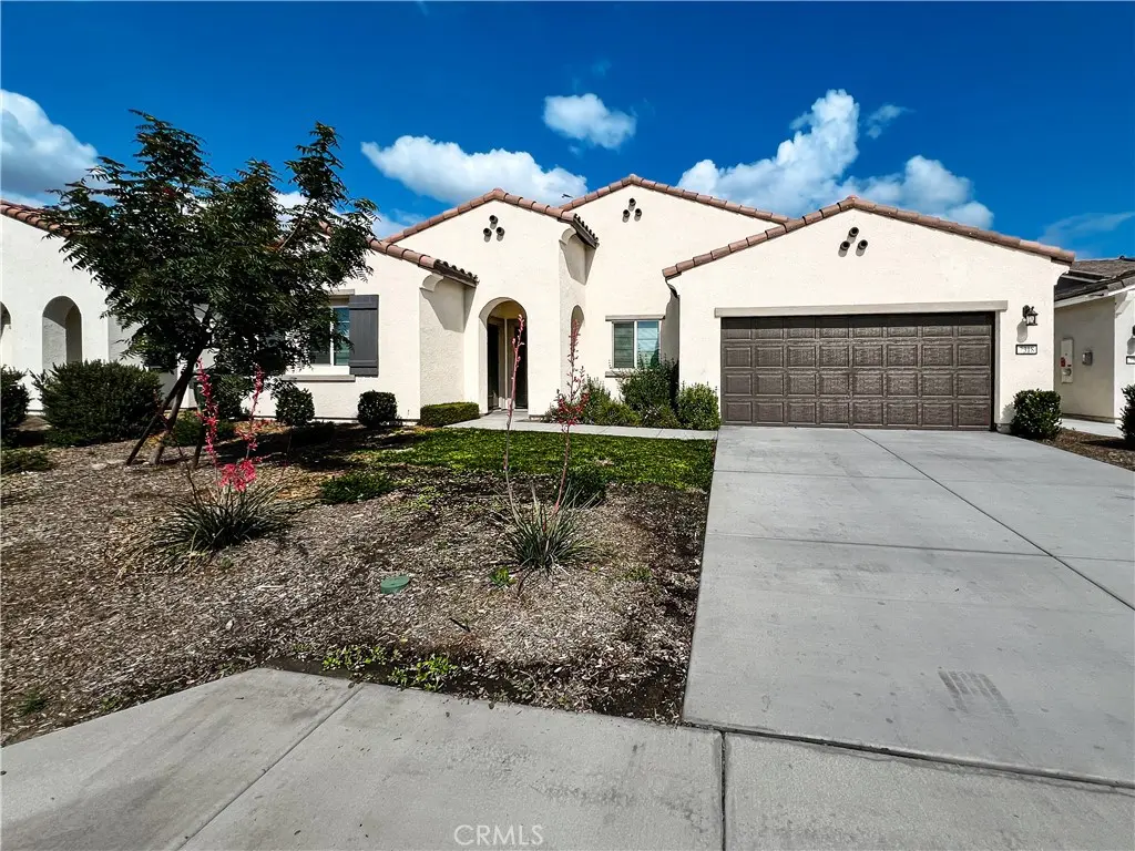 Single Family Residence for sale at 7318 Chetco River, Bakersfield, CA featuring 4 beds and 3 baths