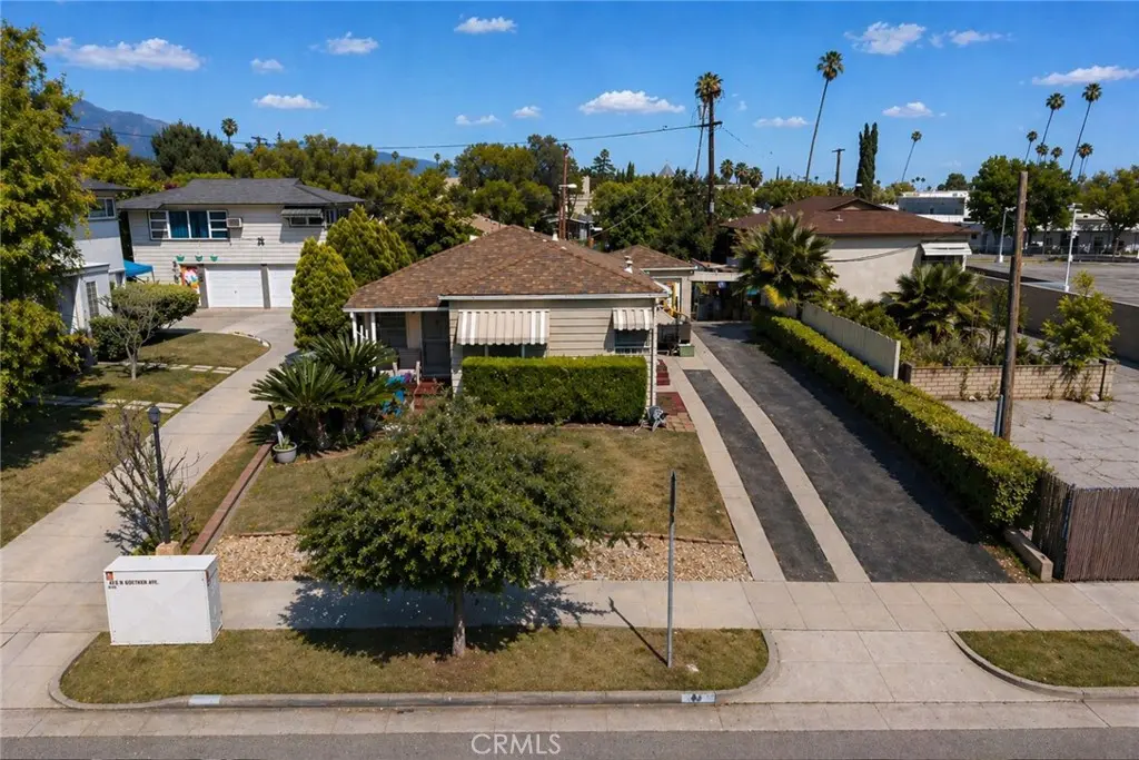 Duplex for sale at 44 N Berkeley Avenue, Pasadena, CA
