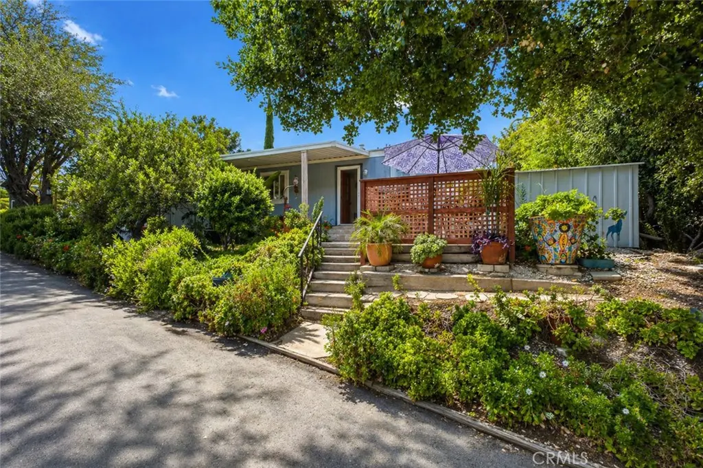 4201 Topanga Canyon Blvd 106, Woodland Hills, CA — listing photo 1