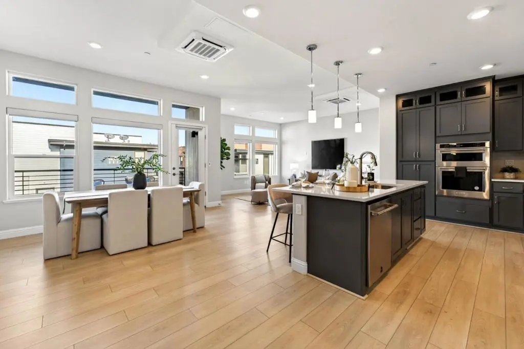 220 Waters Park Circle 304, San Mateo, CA — listing photo 1