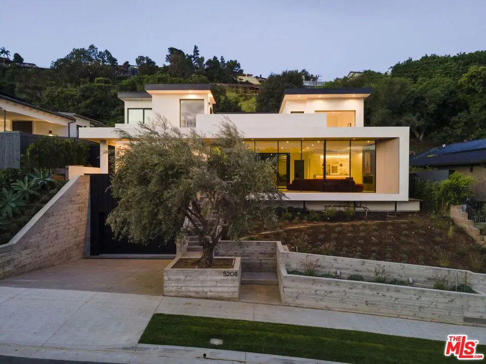 Single Family Residence for sale at 5208 Sanchez Drive, Los Angeles, CA featuring 5 beds and 7 baths