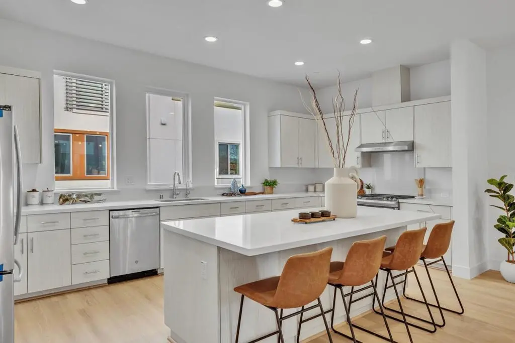Townhouse for sale at 7922 Regional, Dublin, CA featuring 2 beds and 3 baths