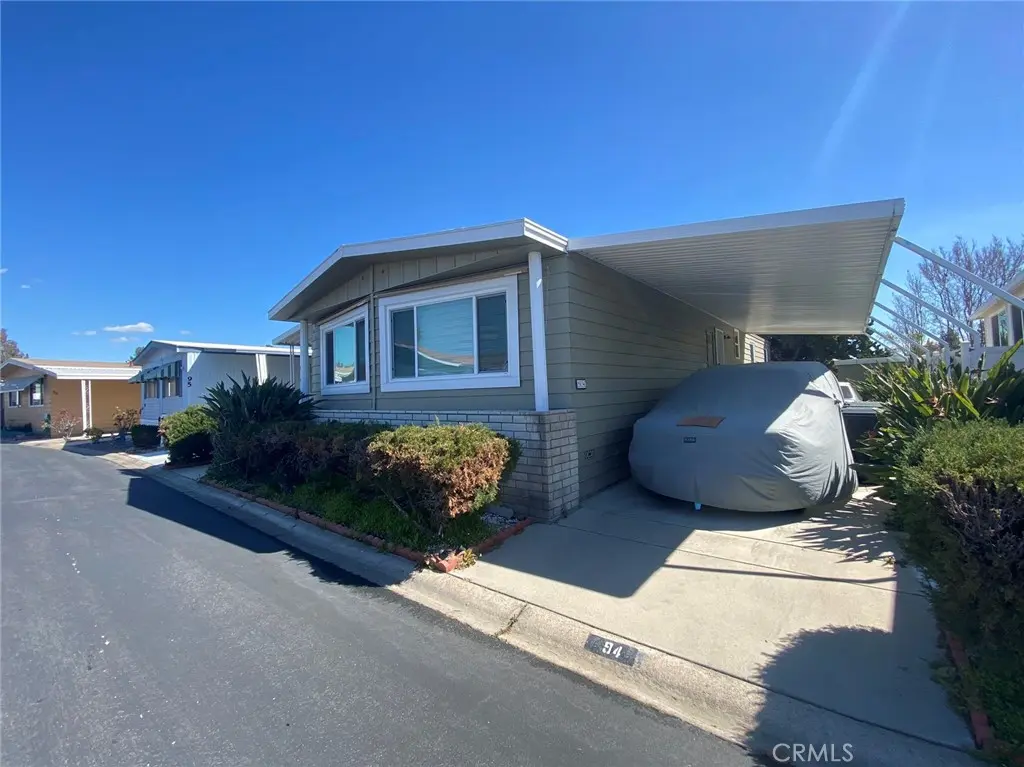 Single Family Residence for rent at 2851 Rolling Hills Drive 94, Fullerton, CA featuring 2 beds and 2 baths