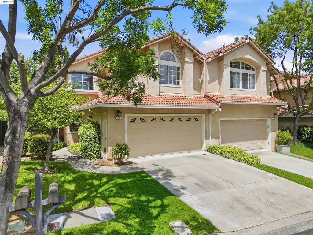 Residential for sale at 4161 Garibaldi Pl, Pleasanton, CA featuring 3 beds and 3 baths