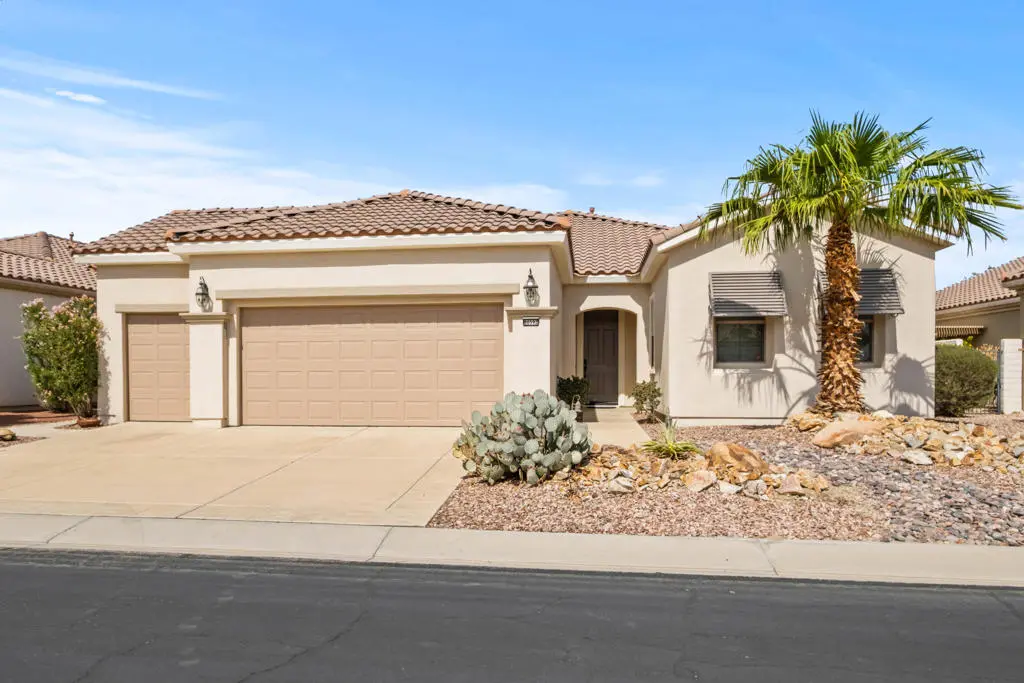 Residential Lease for rent at 80592 Avenida Santa Eugenia, Indio, Riverside County, CA featuring 2 beds and 3 baths