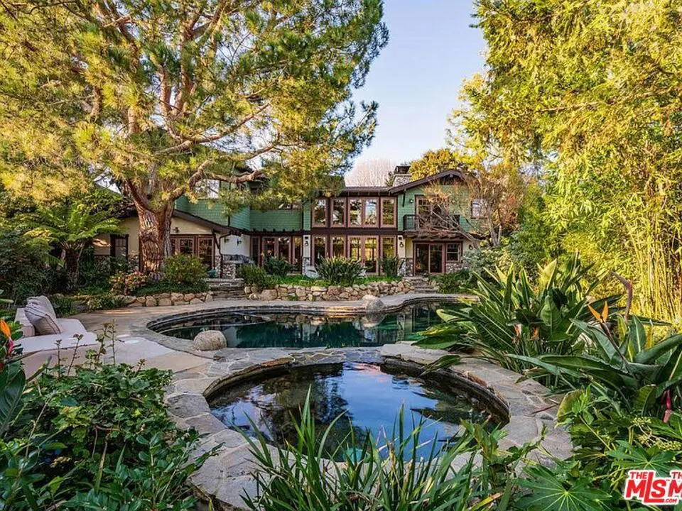 14410 Villa Woods Place, Pacific Palisades, CA — listing photo 1