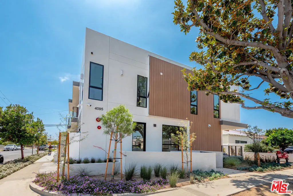 Townhouse for sale at 4095 Sawtelle Boulevard D, Culver City, CA featuring 3 beds and 3 baths
