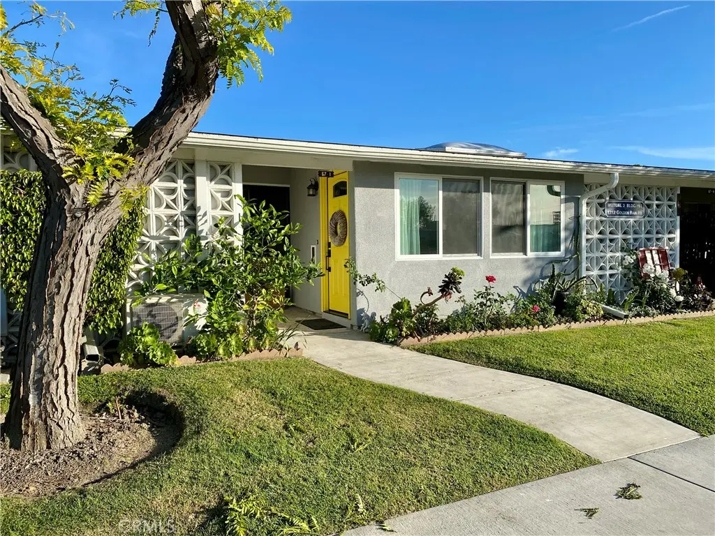 1312 Golden Rain Rd., M2-67I, Seal Beach, CA — listing photo 1