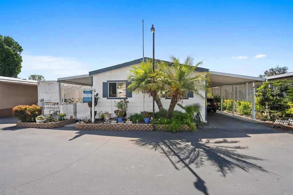 Manufactured In Park for sale at 260 E Bradley Ave 34, El Cajon, CA featuring 3 beds and 2 baths