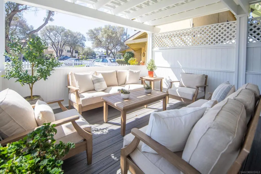 Single Family Residence for rent at 950 Olive Ave, Coronado, CA featuring 3 beds and 3 baths