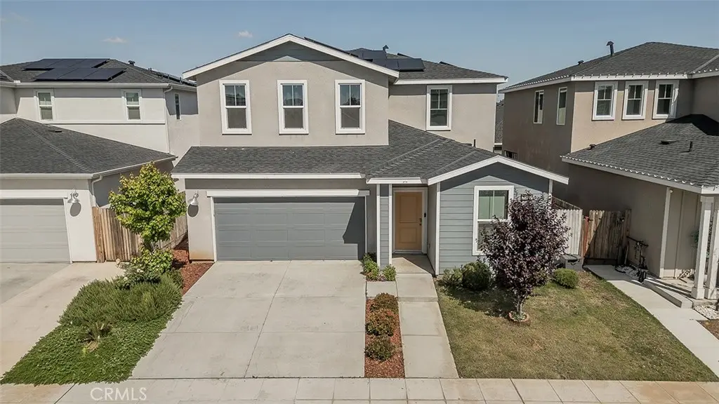 2844 N Vahe, Fresno, CA — listing photo 1
