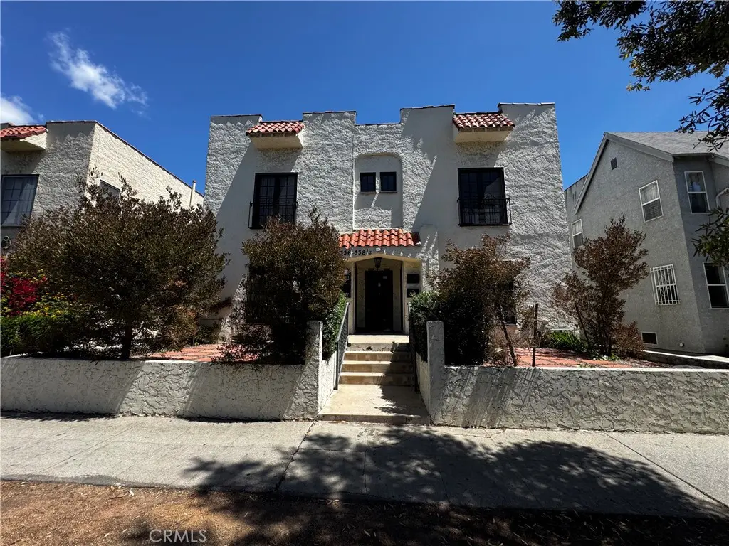 Residential Lease for rent at 336 N Stanley Avenue 338, Los Angeles, Los Angeles County, CA featuring 1 bed and 1 bath