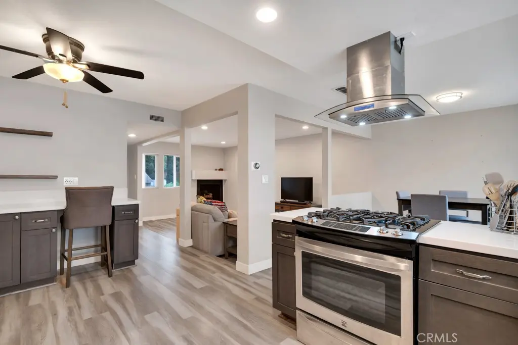110 Jeranios Court, Thousand Oaks, CA — listing photo 1
