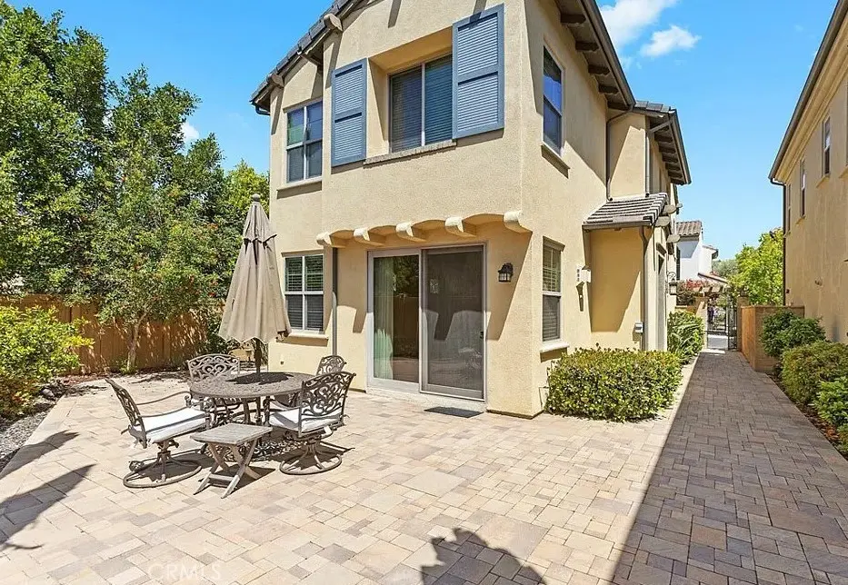 Condominium for rent at 28277 Via Del Mar, San Juan Capistrano, CA featuring 3 beds and 3 baths