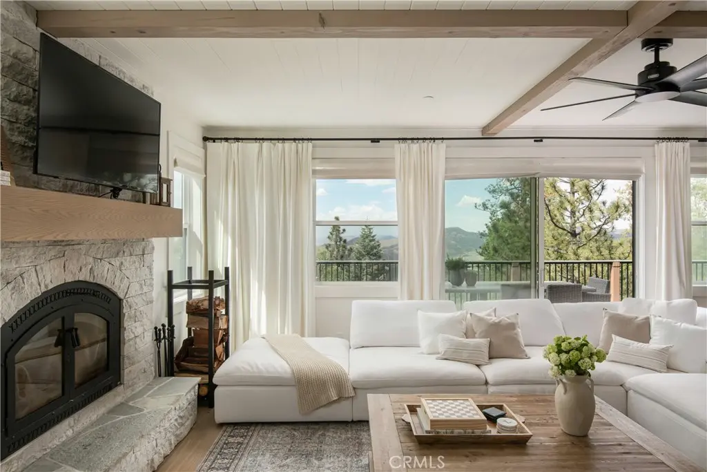29014 Mammoth, Lake Arrowhead, CA — listing photo 1