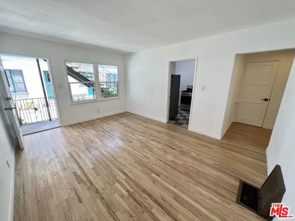 Residential Lease for rent at 7962 Norton 2, West Hollywood, Los Angeles County, CA featuring 1 bed and 1 bath