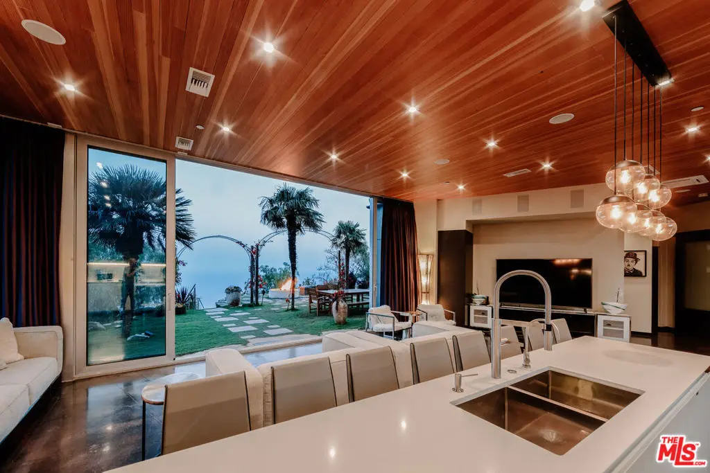 2050 Rambla Pacifico Street, Malibu, CA — listing photo 1