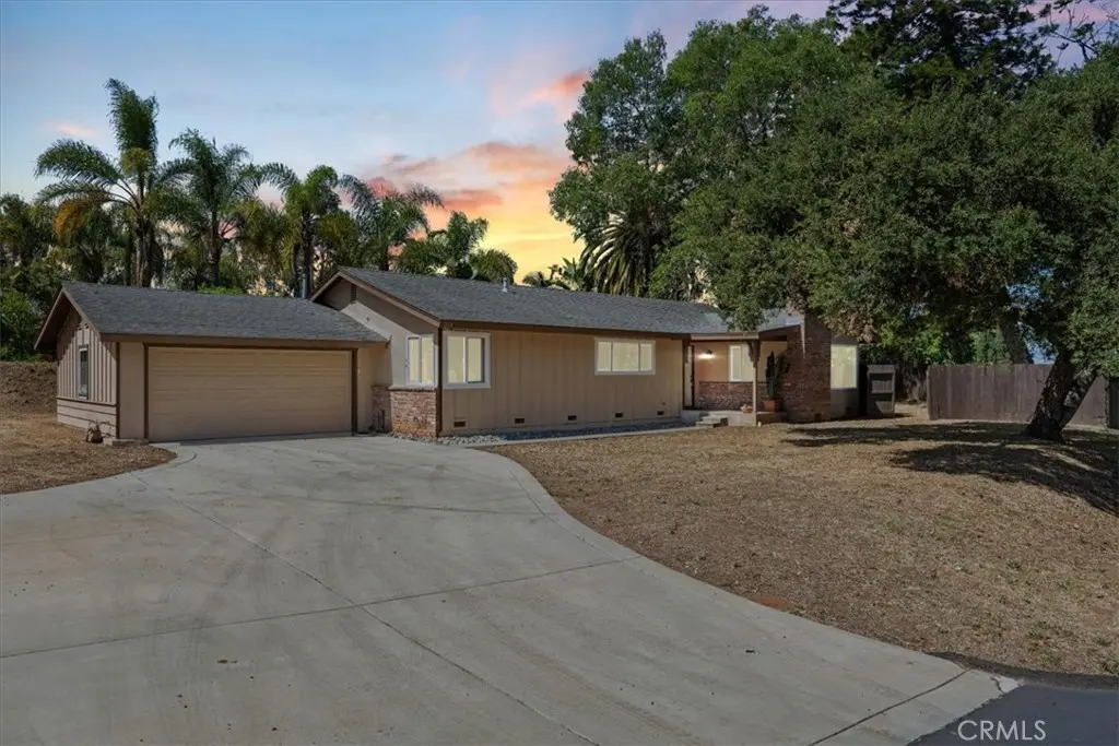 213 Beaumont, Vista, CA — listing photo 1