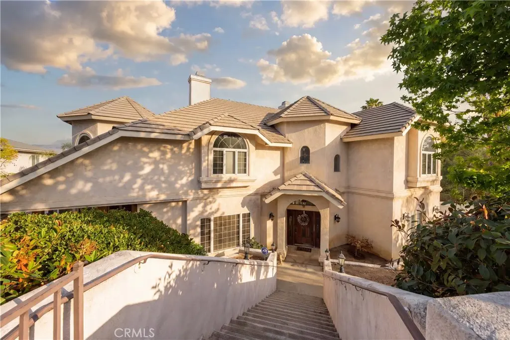 613 E Sunset N, Redlands, CA — listing photo 1