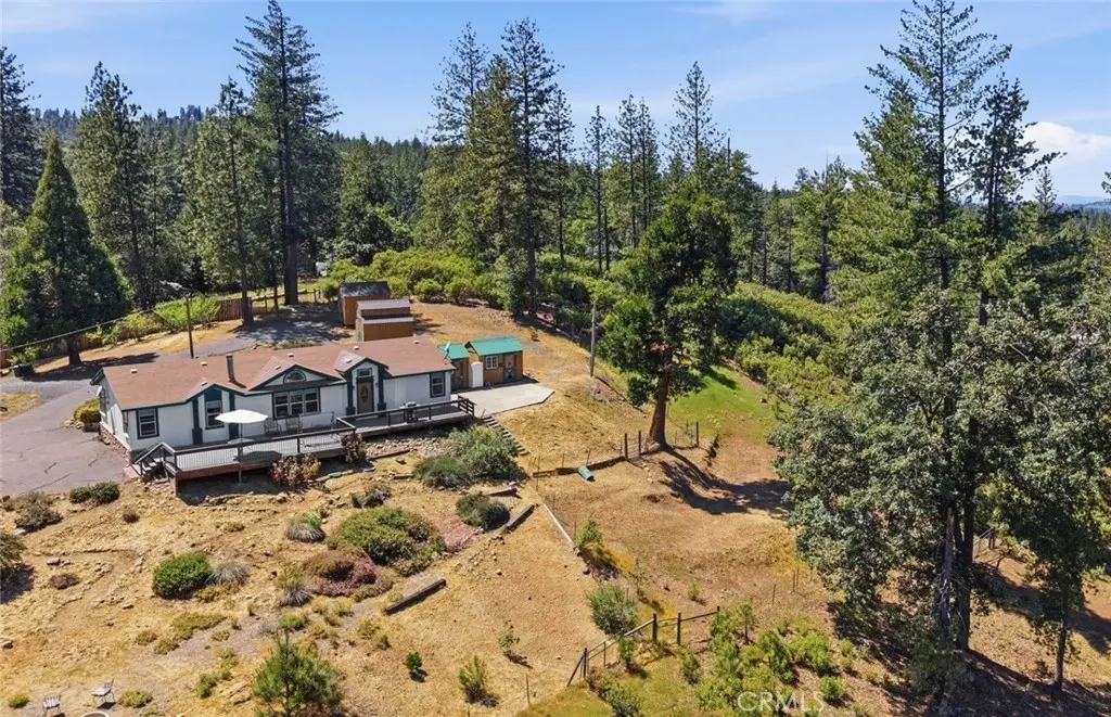 21552 Sprague W, Groveland, CA — listing photo 1