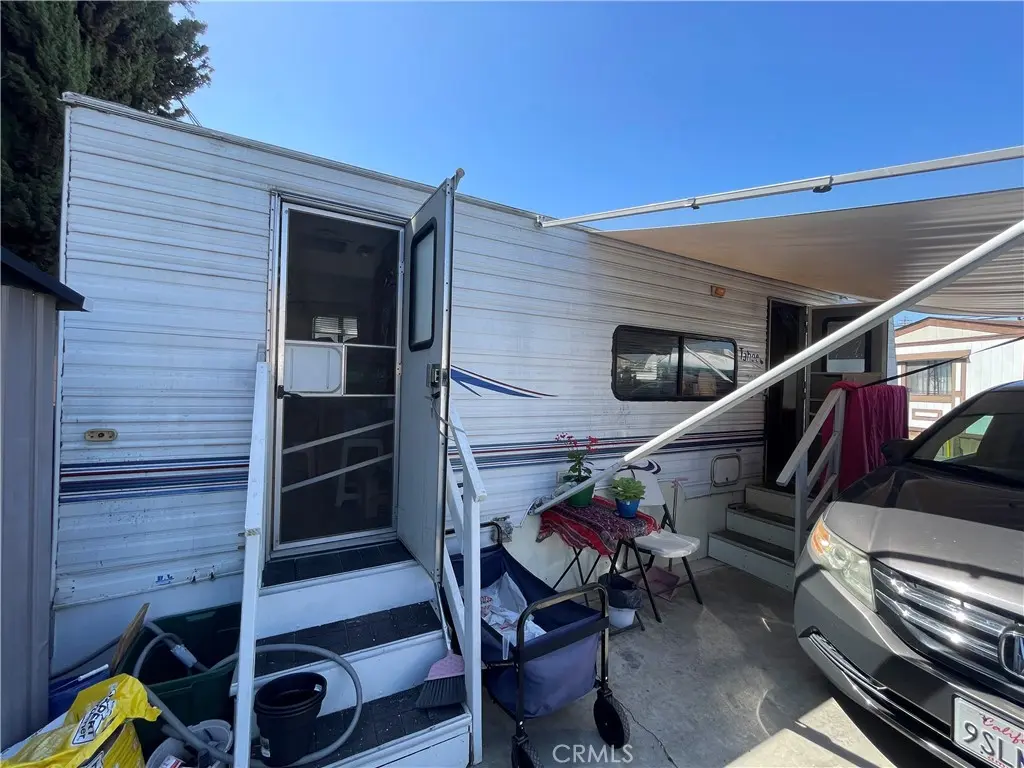 17444 LAKEWOOD Boulevard 15, Bellflower, CA — listing photo 1