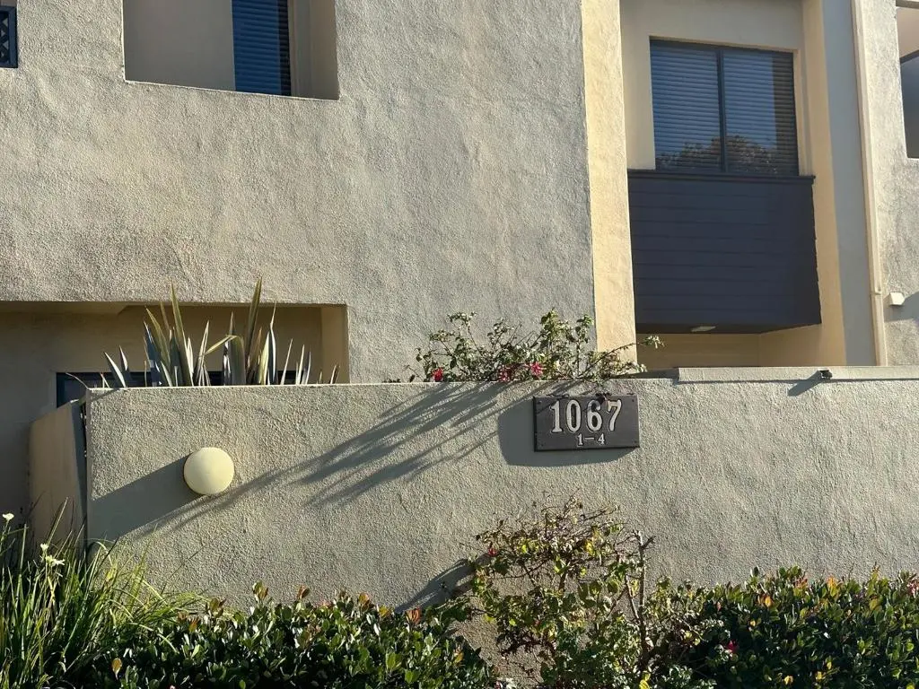 1067 Padre Drive 1, Salinas, CA — listing photo 1