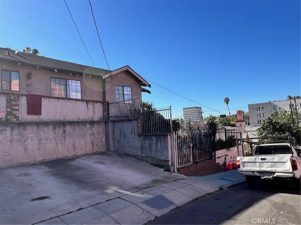 Single Family Residence for sale at 1414 Fairbanks, Los Angeles, CA featuring 2 beds and 1 bath