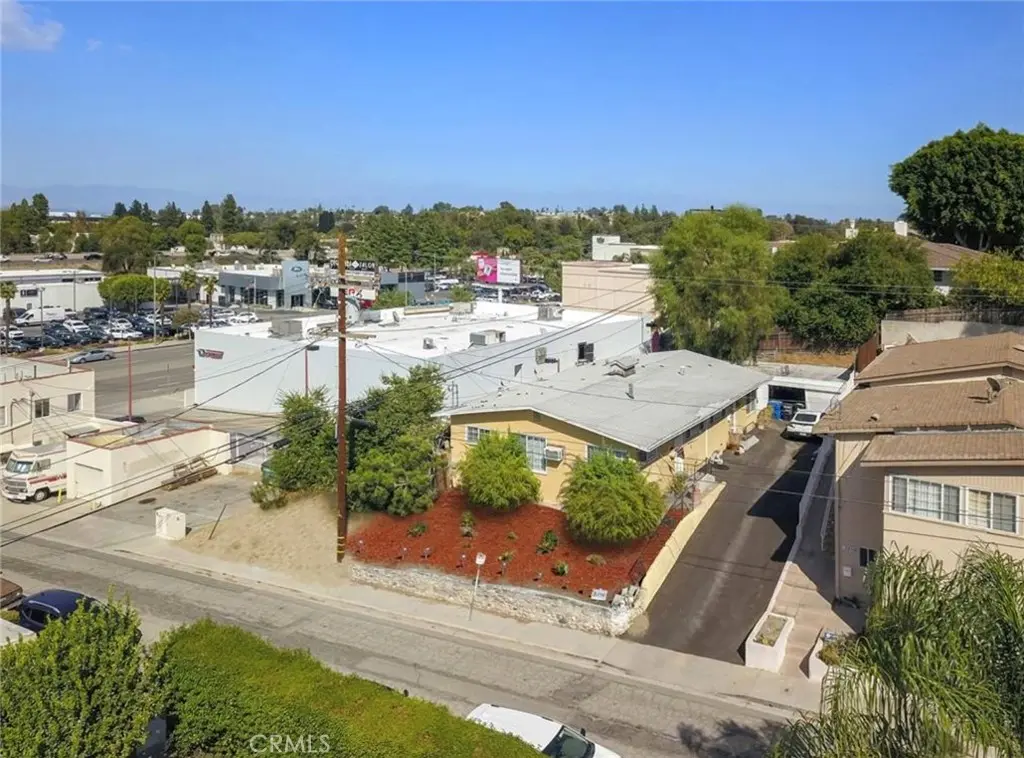 5354 De Roja, Woodland Hills, CA — listing photo 1