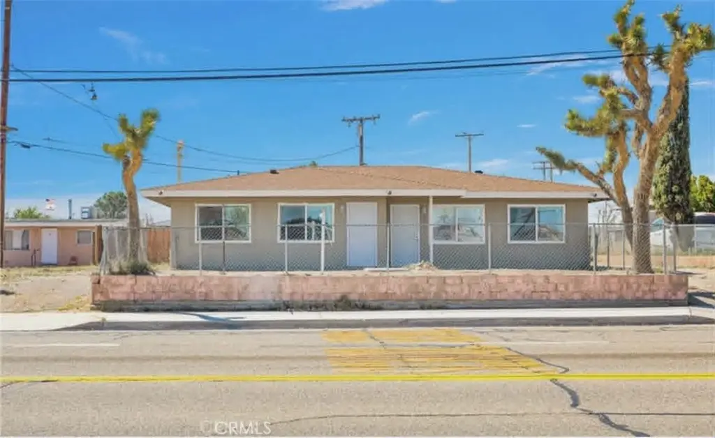 25287 Main, Barstow, CA — listing photo 1
