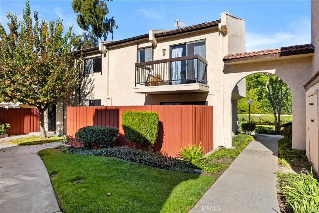 Condominium for sale at 18725 E Arrow 40, Covina, CA featuring 2 beds and 2 baths