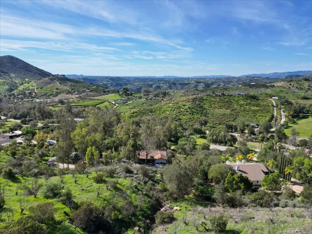 823 Rice Canyon Rd, Fallbrook, CA — listing photo 1