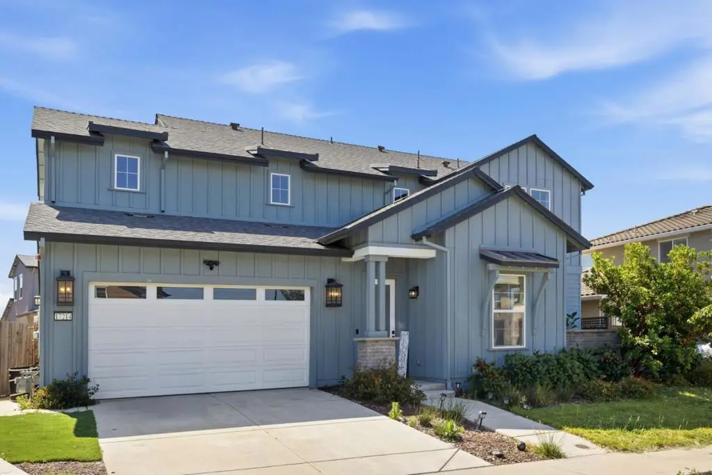Single Family Residence for sale at 17214 Bowling Court, Lathrop, CA featuring 5 beds and 4 baths