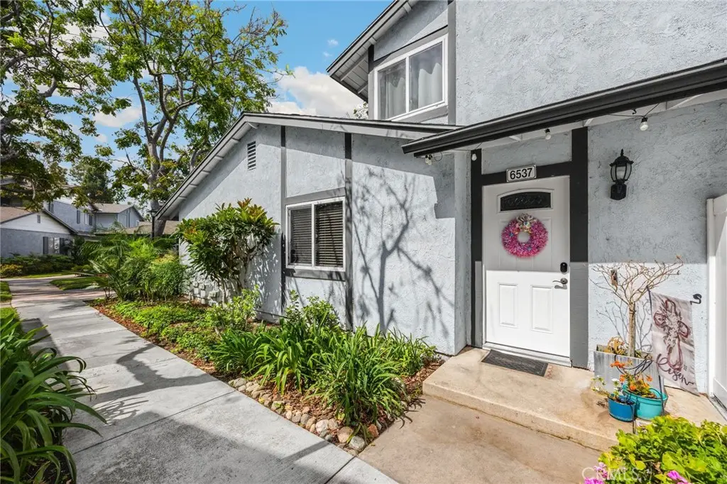 6537 Shady Gate 18, Yorba Linda, CA — listing photo 1