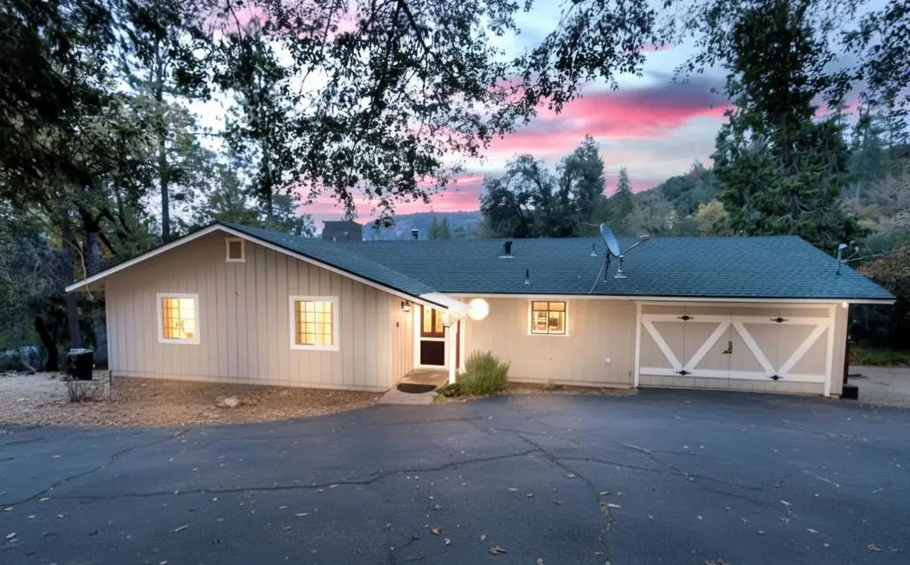 51159 Road 632, Oakhurst, CA — listing photo 1