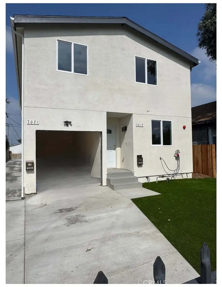 Duplex for sale at 7019 Estrella, Los Angeles, CA