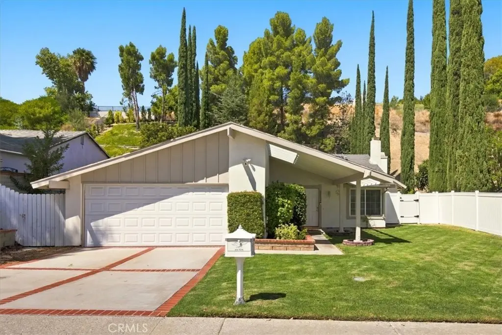 22339 Cheraw, Saugus, CA — listing photo 1