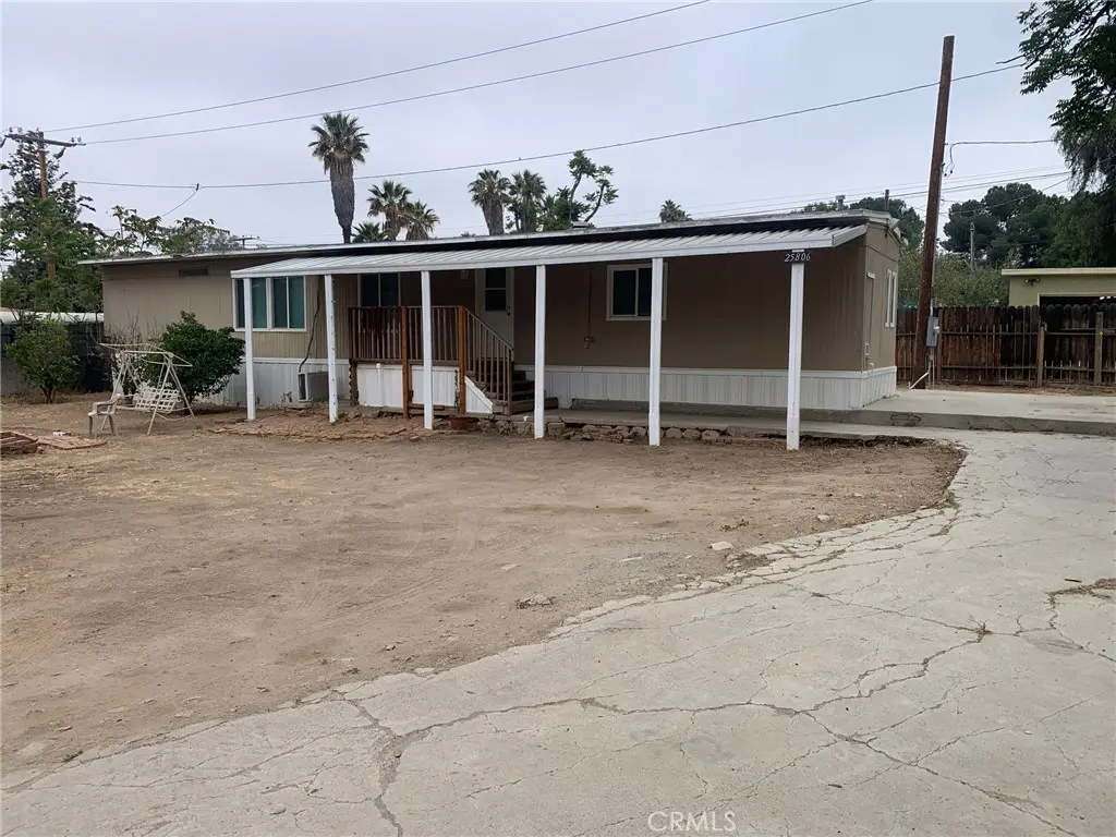 Residential Lease for rent at 25806 Creag Avenue, Homeland, Riverside County, CA featuring 2 beds and 2 baths