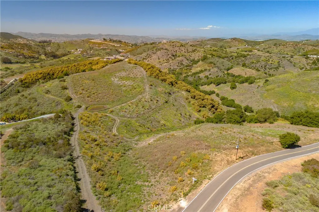 2 La Cruz Drive, Temecula, CA — listing photo 1