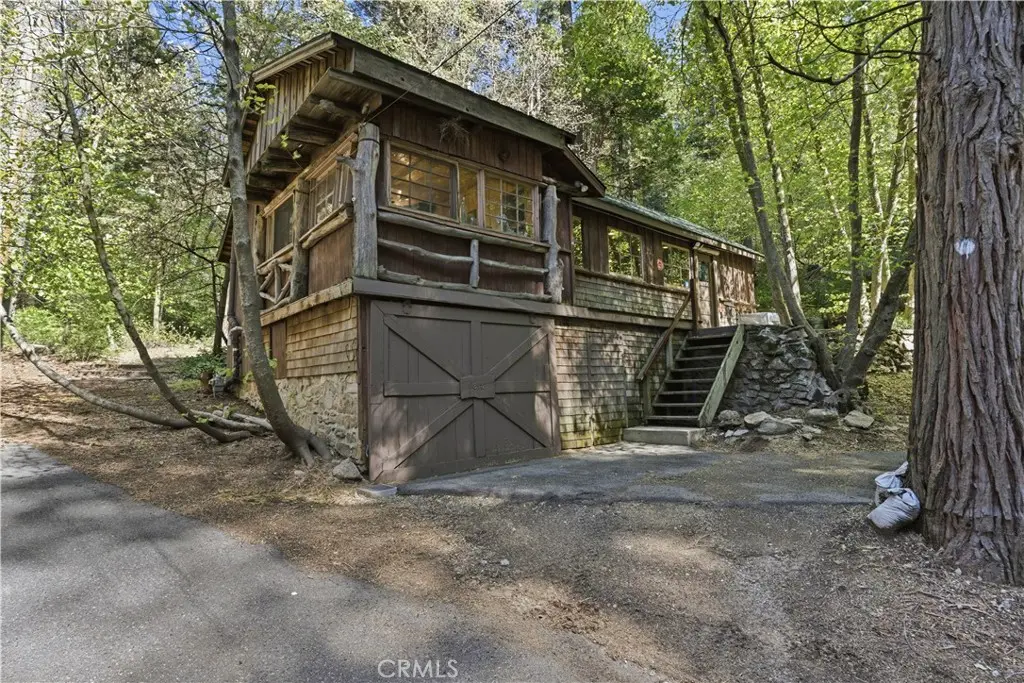 815 Cottage Grove, Lake Arrowhead, CA — listing photo 1