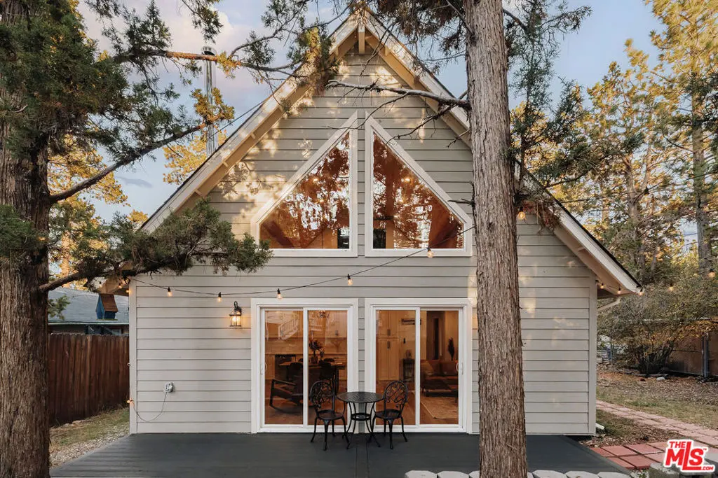 630 Victoria Lane, Sugarloaf, CA — listing photo 1