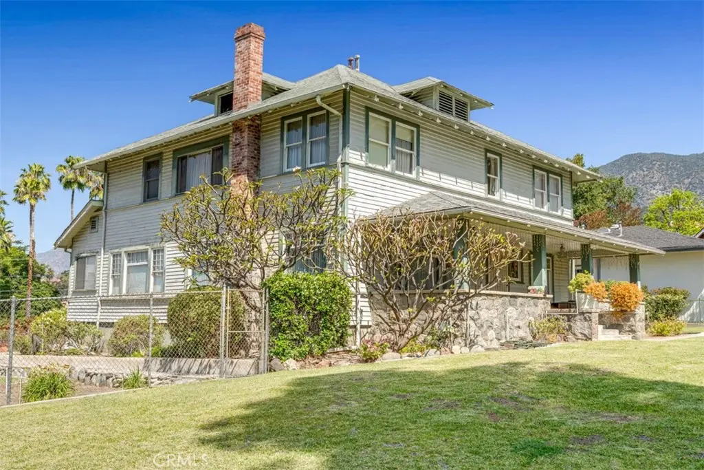 425 N Canyon, Monrovia, CA — listing photo 1
