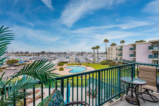 Condominium for sale at 2901 Peninsula Road 347, Oxnard, CA featuring 1 bed and 1 bath
