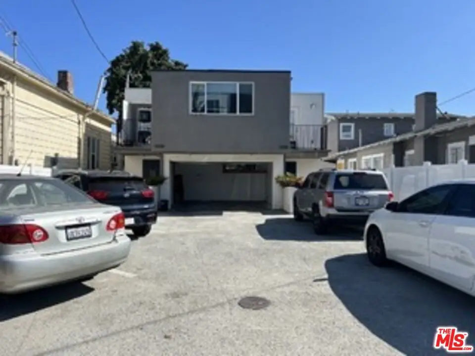 Residential Lease for rent at 1608 W 36th Place, Los Angeles, Los Angeles County, CA and 1 bath