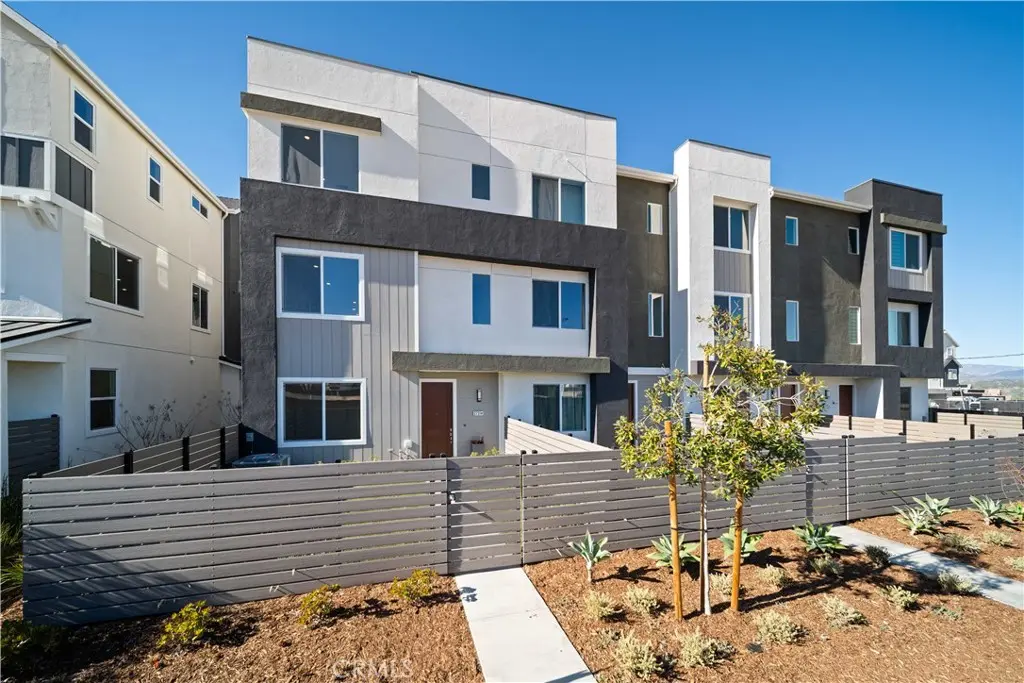 27314 Bear Creek Lane, Valencia, CA — listing photo 1